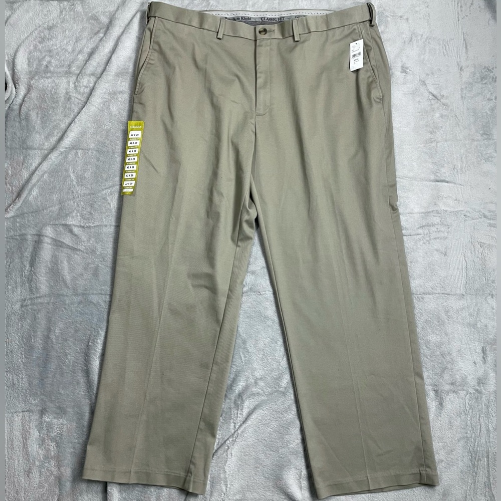 Haggar Pants 42x29 Mens NWT Iron Free Premium Khaki Classic Fit - Picture 1 of 9